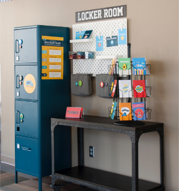 Employee recognition locker room